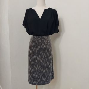 NWT STRETCH PENCIL SKIRT
